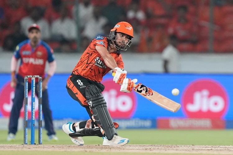 Ipl Vip B Hyderabad moves atop IPL with 33-run win over Punjab as Connolly's ...