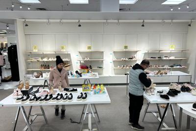 Hudson's Bay court 7.JPG