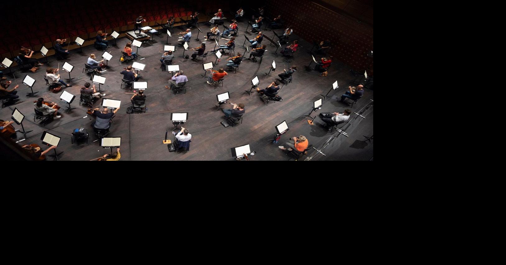 Elim Chan hired as San Francisco Symphony's first female music director