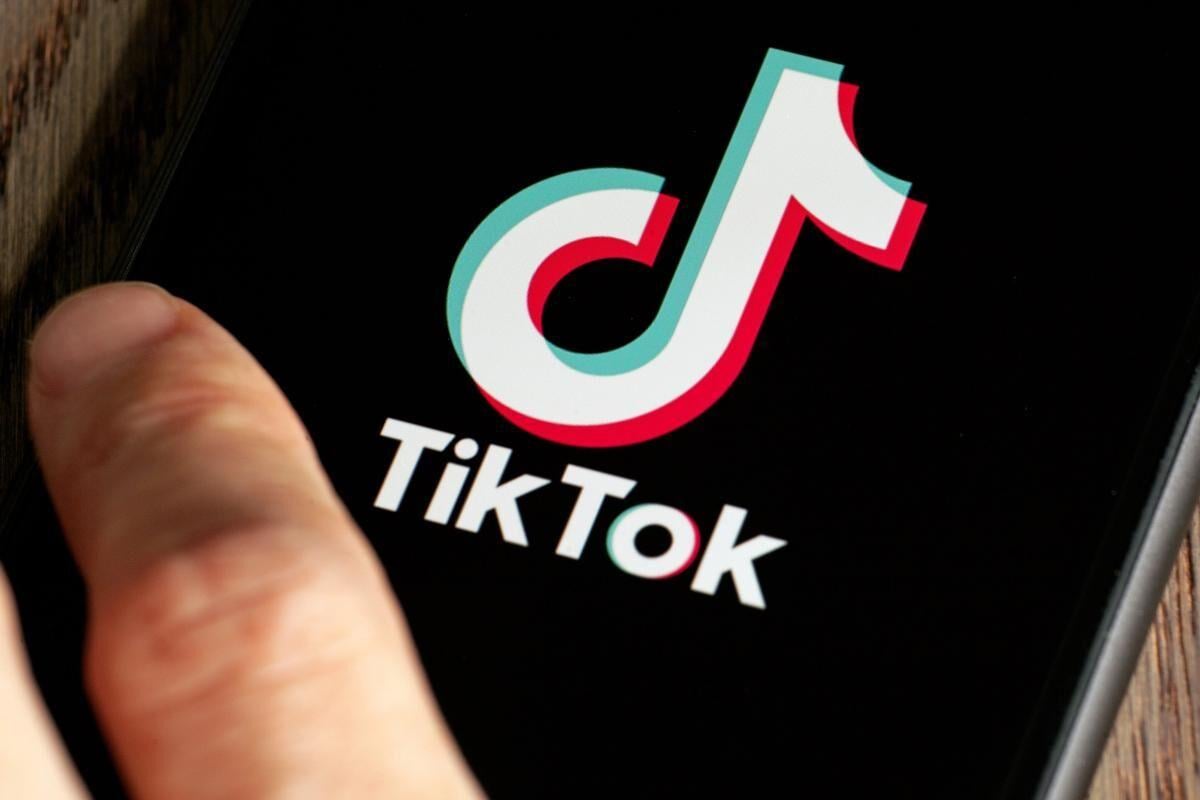 Going viral: Health misinformation spreading on social media such as TikTok
