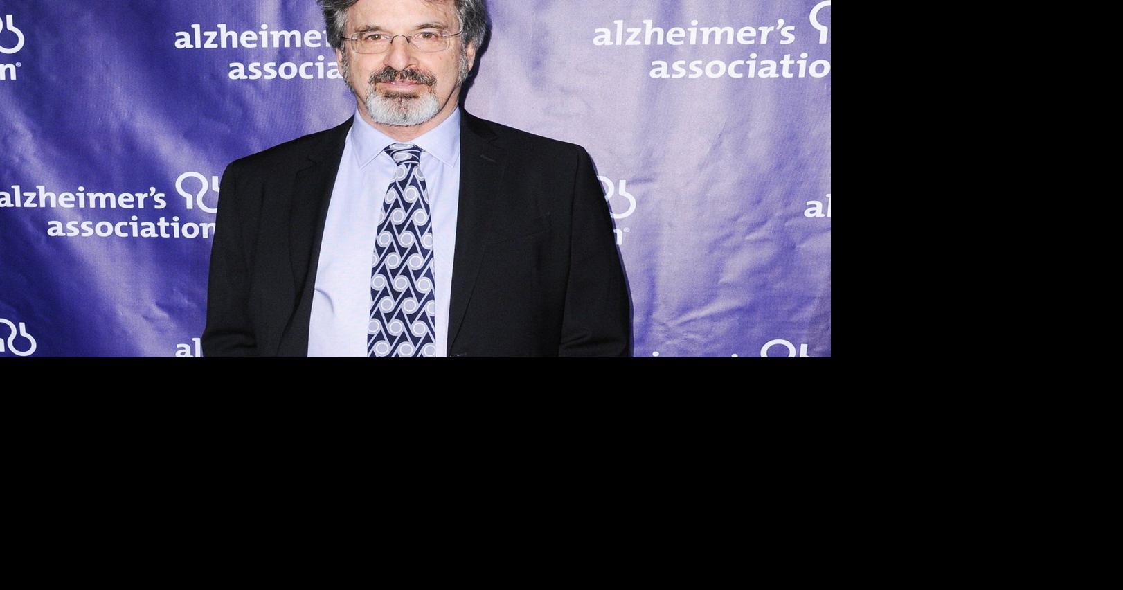 Ever Carradine, Martha Plimpton, Hilary Duff and more remember Robert Carradine