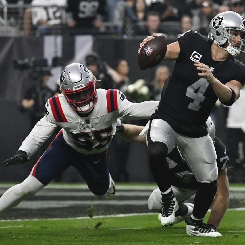 Injuries at guard a big problem for Carr, Raiders' offense