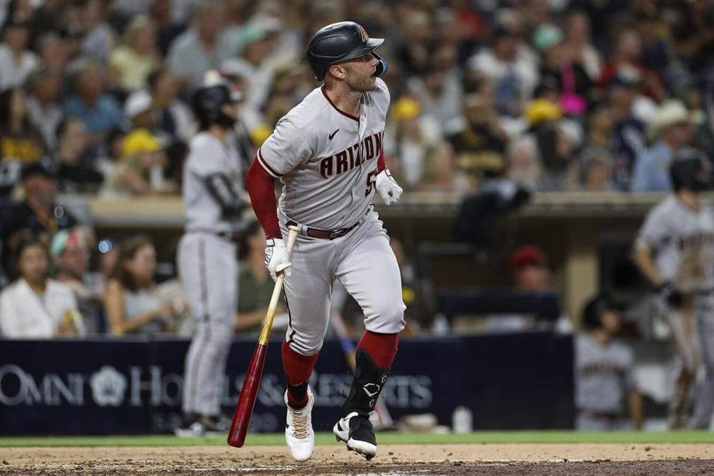 Alfaro's 2-run single in 9th rallies Padres past Diamondbacks 6-5