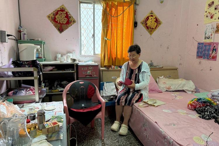 In Taiwan, Chinese-born spouses face questions of loyalty and, some say ...