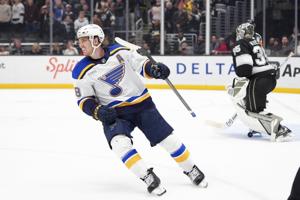 Robert Thomas scores in regulation and shootout, Blues beat Kings 3-2