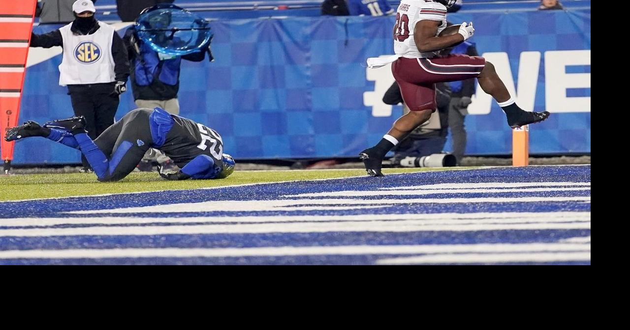 South Carolina pulls out of Gasparilla Bowl, game cancelled