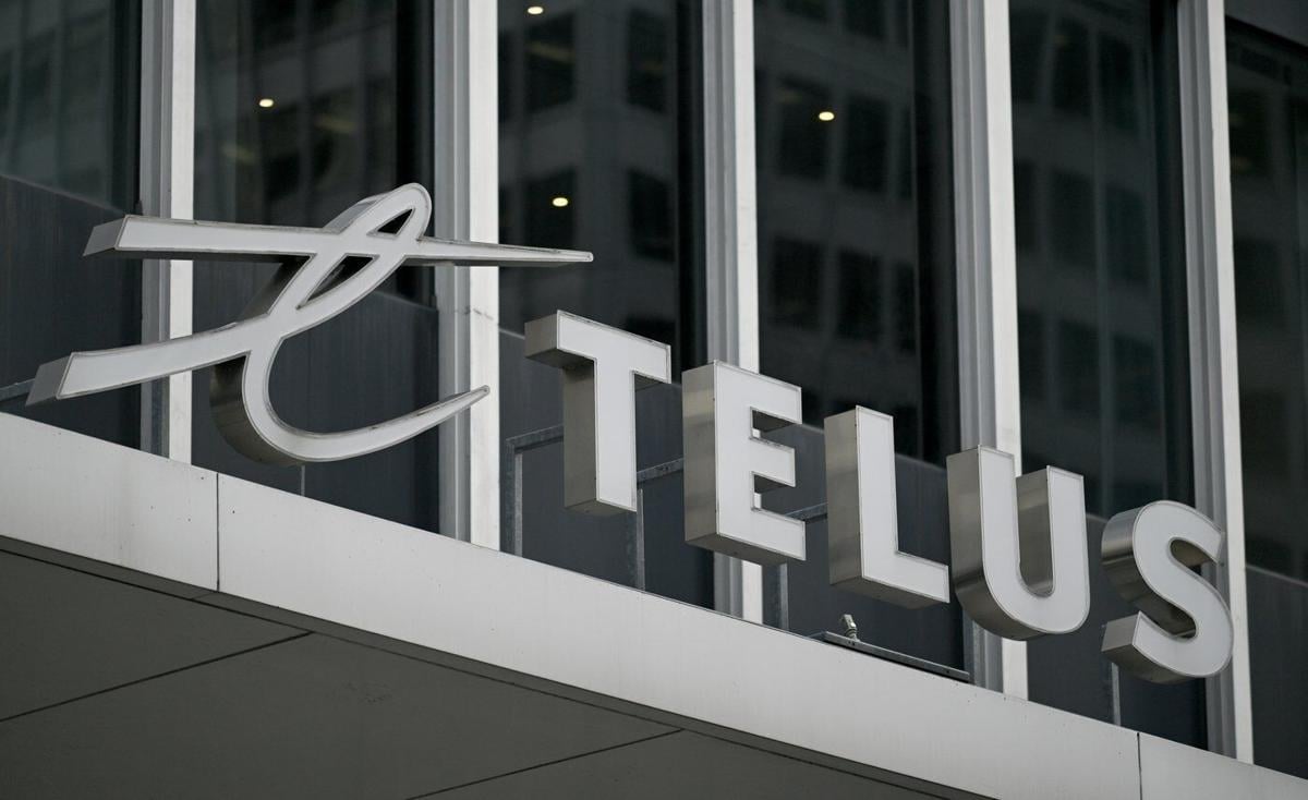 Telus hires financial advisers as it seeks partner for Telus Health business