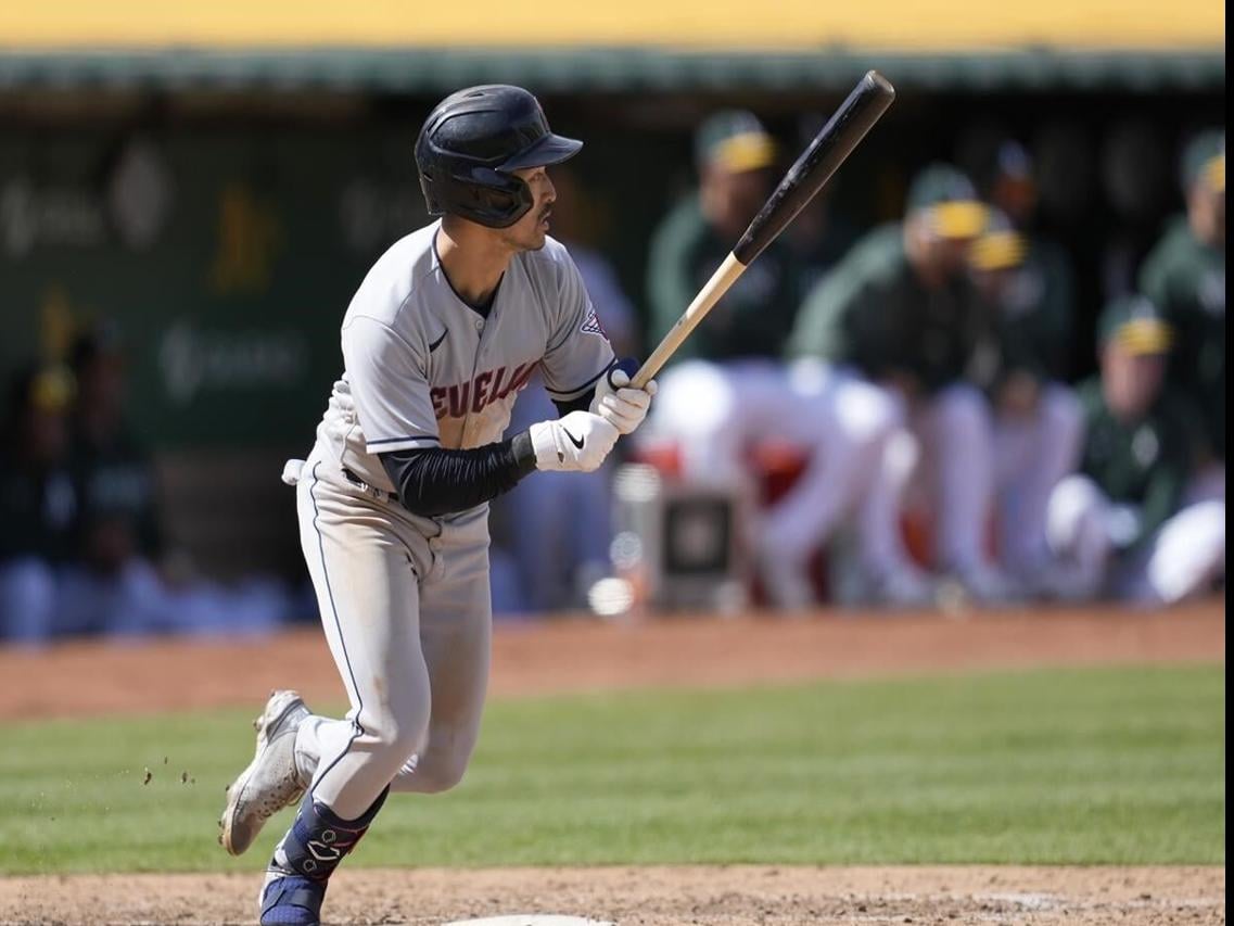 Oscar Gonzalez pops out to shortstop Aledmys Diaz.