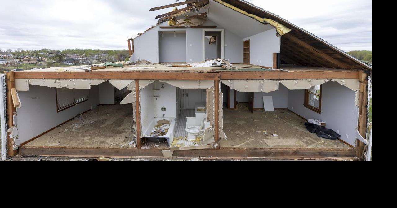 Tornadoes kill 4 in Oklahoma, leaving trail of destruction and ...