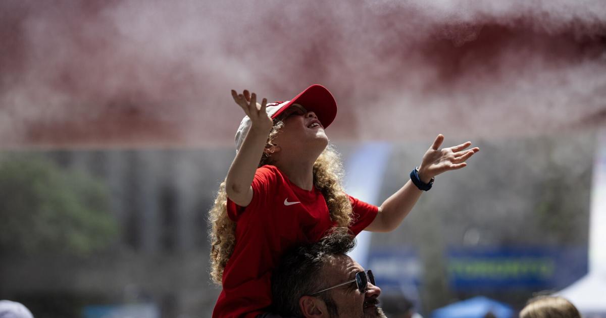 ‘It’s not a one-day wonder’: Prolonged extreme heat wave creates dangerous conditions in Toronto and across Canada