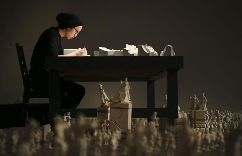 A sculpture exhibit with legs: thousands of them