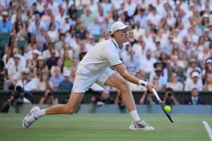 Jannik Sinner keeps evolving his game. Just like Federer, Nadal and Djokovic before him