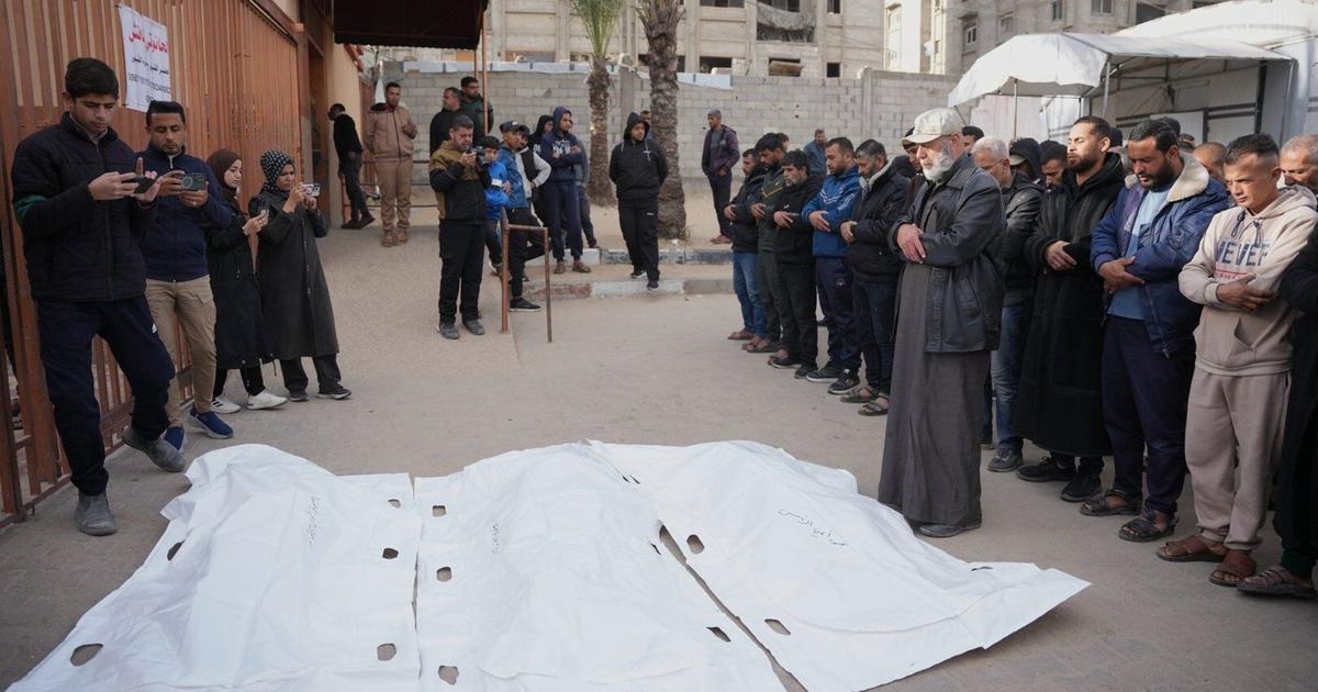 We're sorry. This image does not have any alternative text.