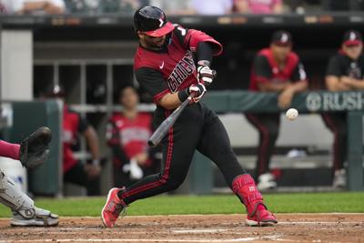 Quero has 4 hits, White Sox hit 4 HRs in 12-5 win over Cubs
