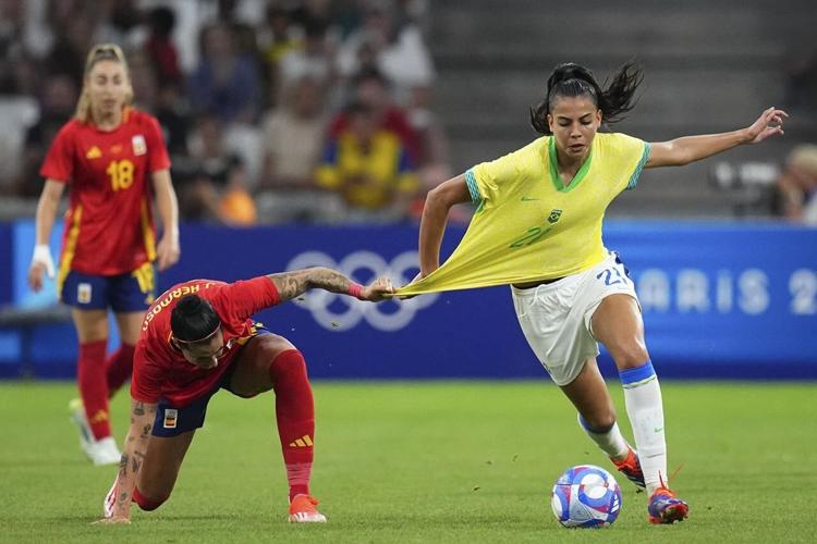 Brazil sets up Olympic final against the US with a 42 win over Spain