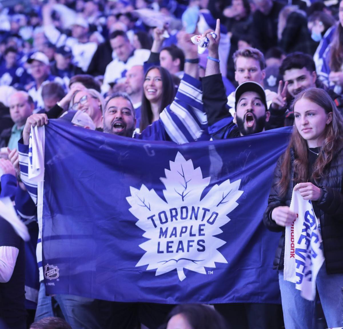 Toronto Maple Leafs fans have a brawl in the stands - Washington Times
