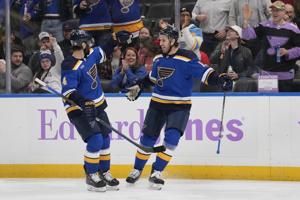 Raymond and Fabbri lift Red Wings to 6-4 win over Blues; Berube fired by St. Louis after game