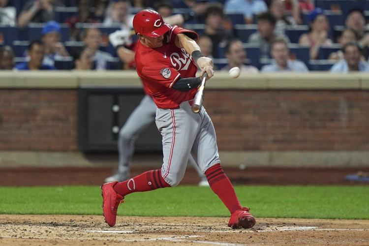 Hays hits 2 homers and Reds go deep 4 times to back Lodolo in 8-4 win over Mets