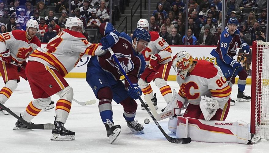 Sharangovich scores shootout winner as Flames rally to beat Avalanche 3-2