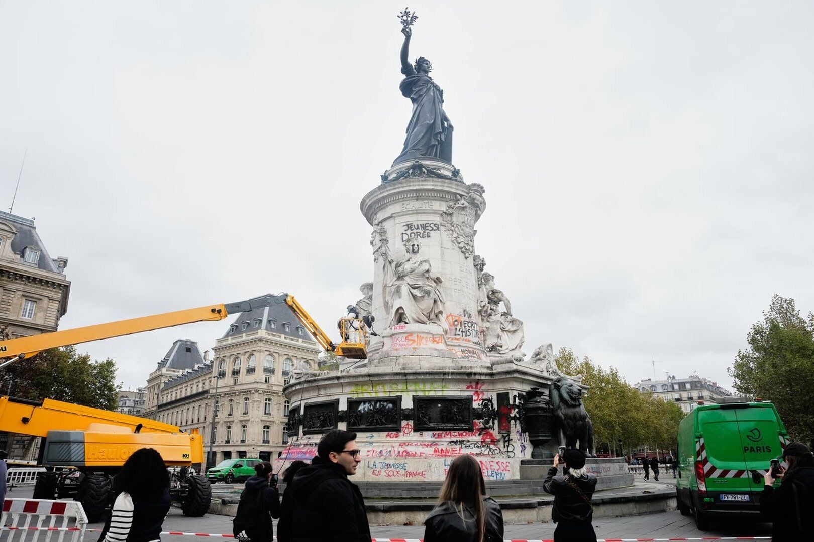 French authorities ban some student protests after weekend looting and clashes; nationwide unrest continues as schools mobilize