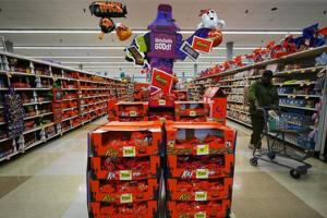Halloween candy sales are off to a slow start amid high chocolate prices and affordability concerns