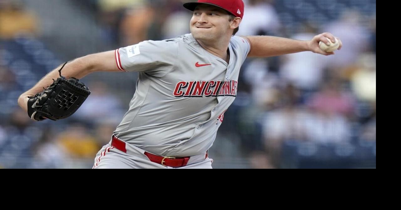 Cincinnati Reds place LHP Nick Lodolo on the 15-day IL with finger injury