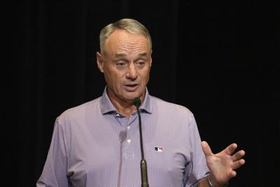 Commissioner Rob Manfred met with President Donald Trump at White House, MLB says
