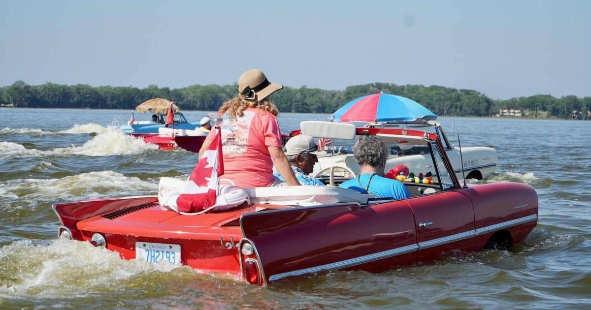 This Pickering couple turns heads in their two 1960s Amphicars that ‘drive’ on water - Toronto Star