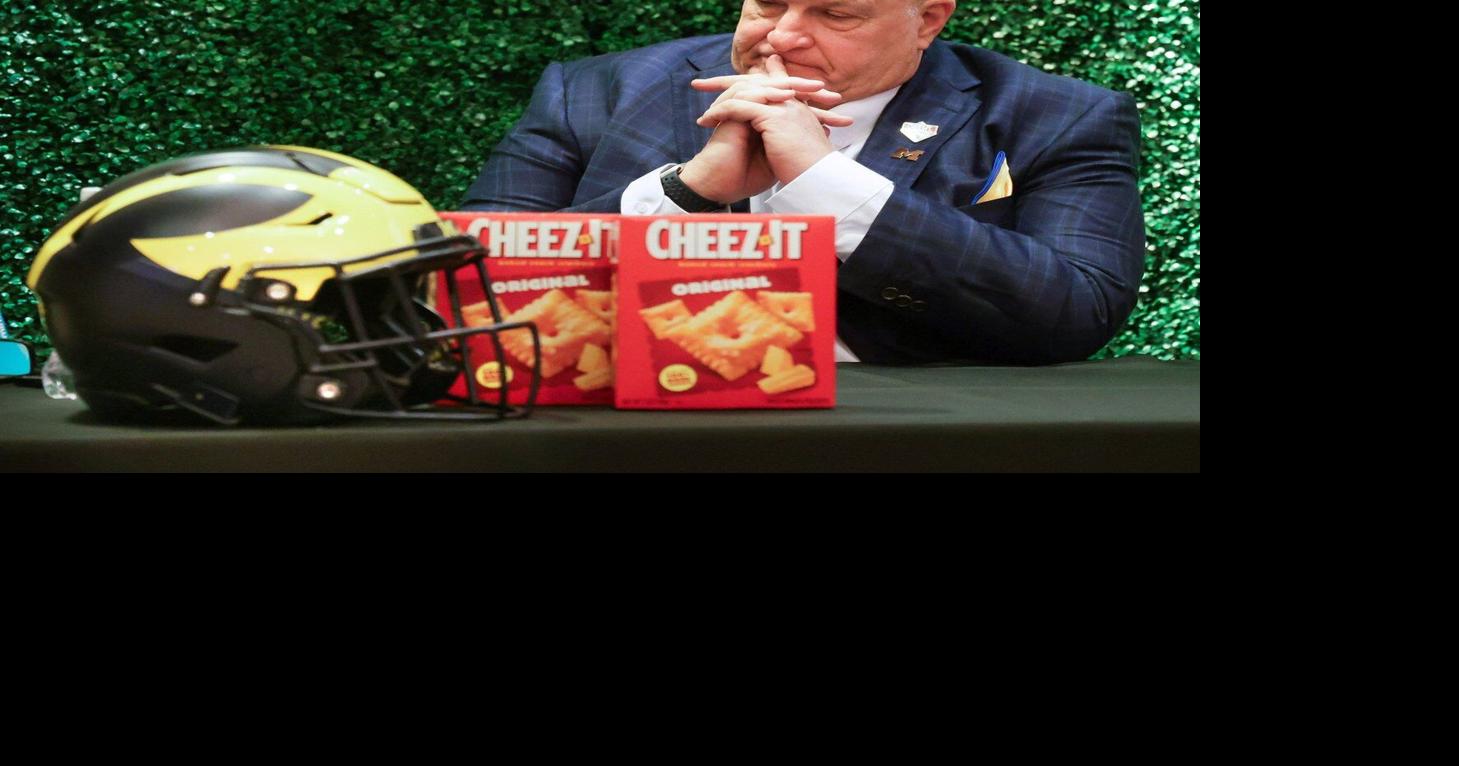 Michigan, Texas prepare for future in Citrus Bowl clash