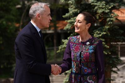 Claudia_Sheinbaum_and_Mark_Carney.JPG
