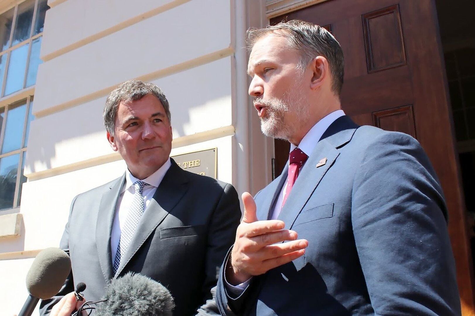Canadian premiers optimistic about U.S. trade talks ahead of extended deadline; Houston 'optimistic' as Carney asks provinces to restock American alcohol