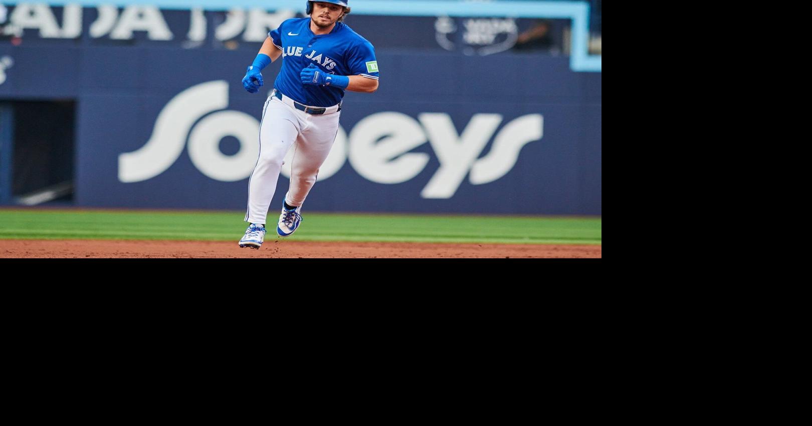 Blue Jays pull away late after squandering big lead to defeat Yankees 11-9