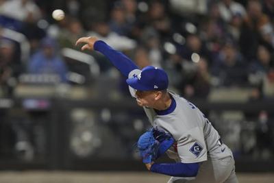 Dodgers sign RHP Chris Stratton and option RHP Bobby Miller to minors