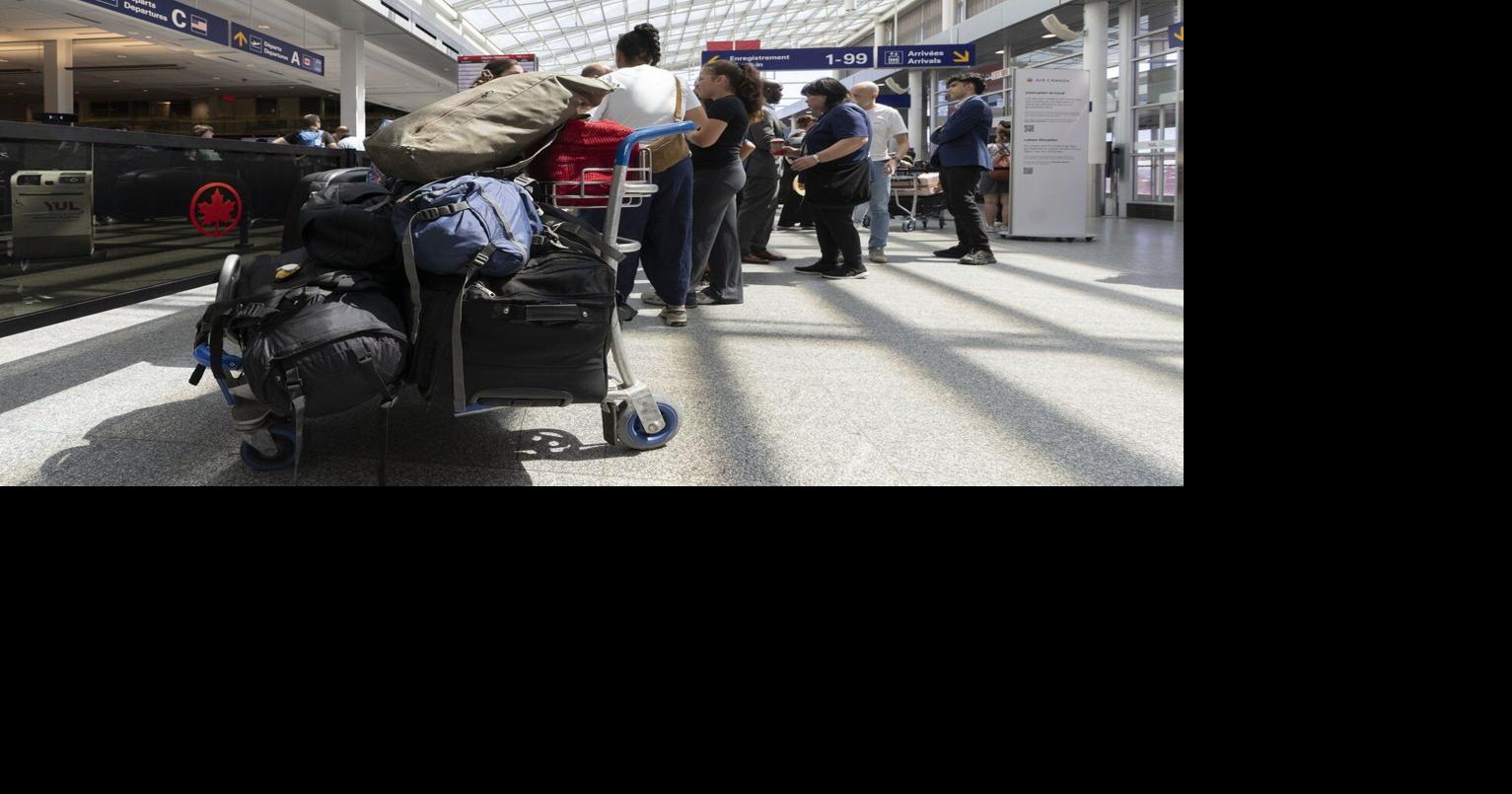 Ottawa plans to outsource air passenger complaints process amid record backlog