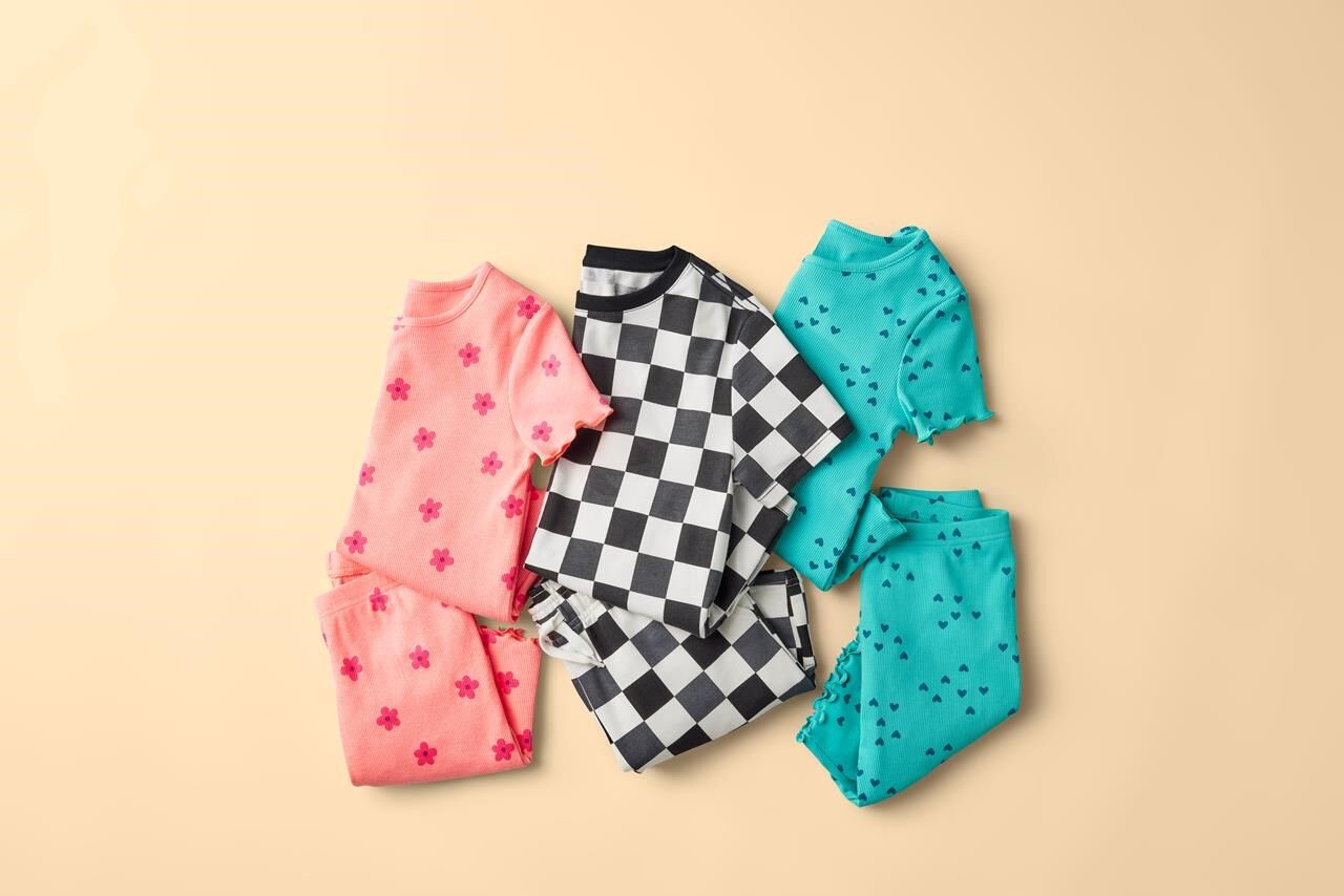 Sell children's clothes store online