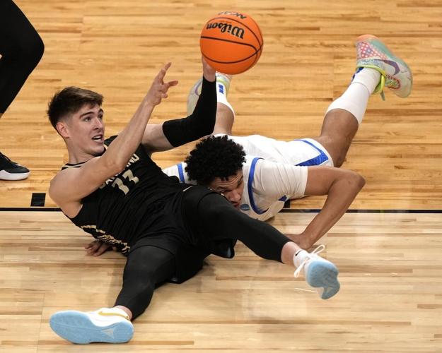 Jack Gohlke makes 10 3s as Oakland delivers first true shock of March