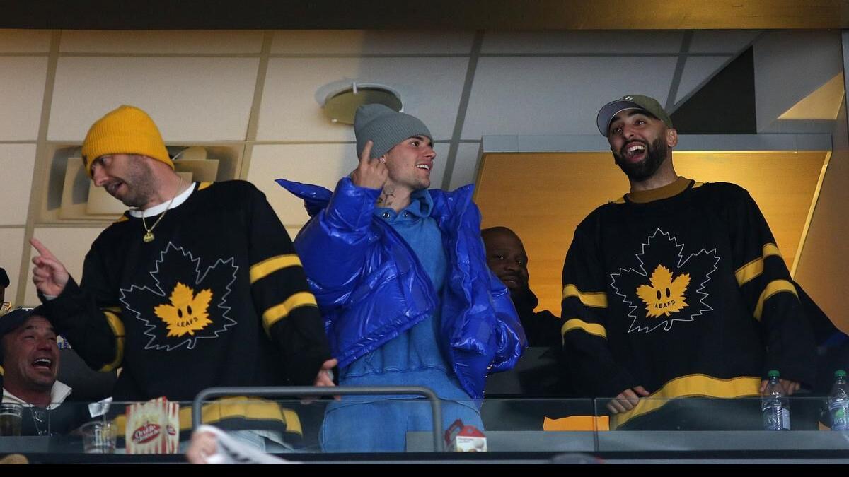 Justin Bieber sports a Toronto Maple Leafs jersey for a wacky game