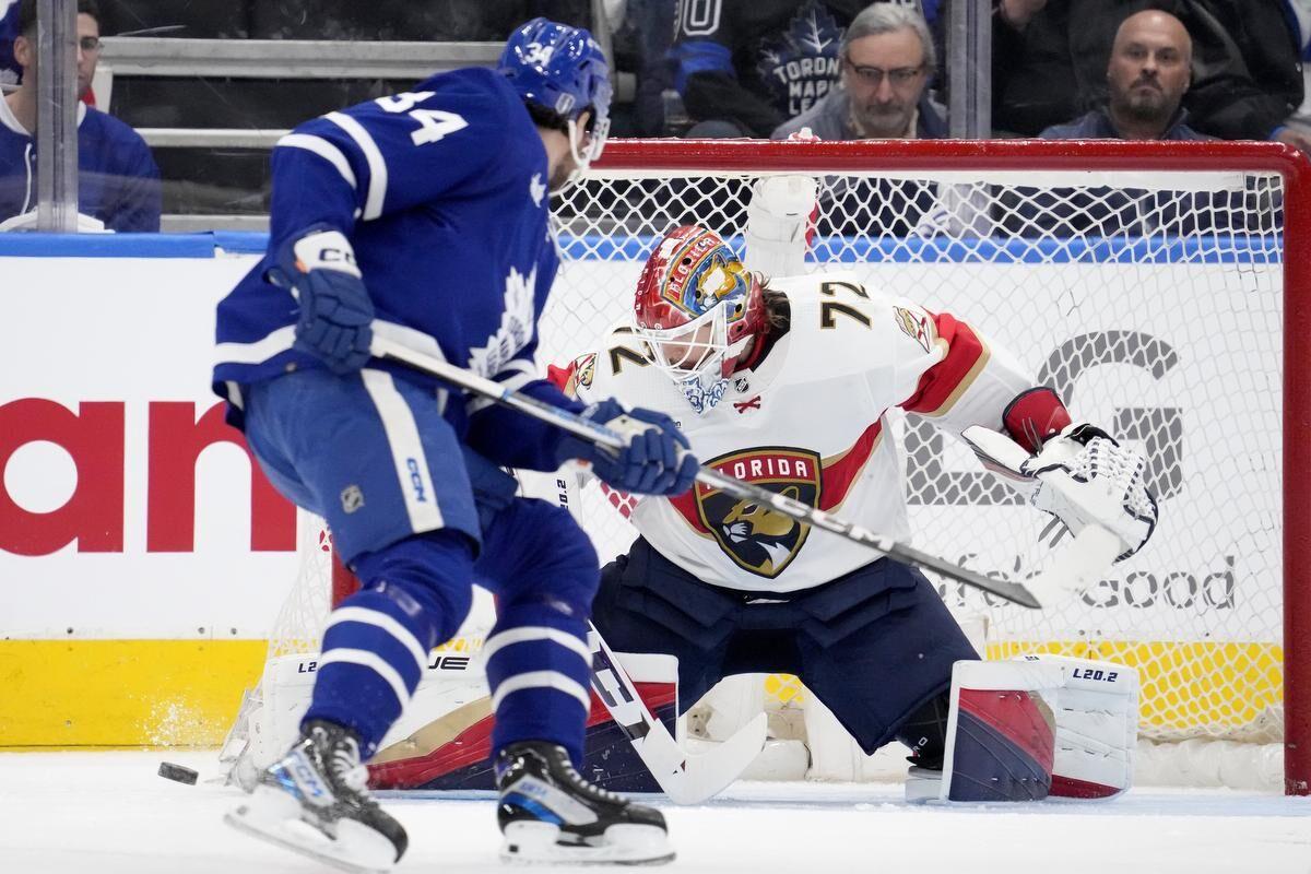 Auston Matthews scores 3 times to send Toronto Maple Leafs past