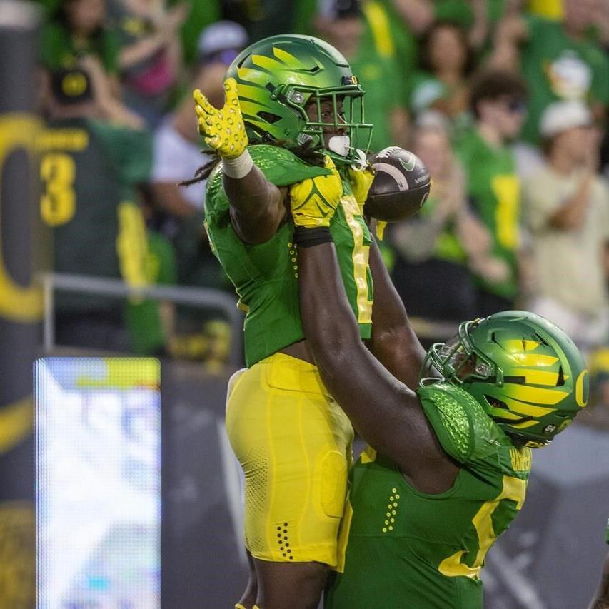 Bo Nix throws 3 TD passes, No. 13 Oregon routs Hawaii 55-10