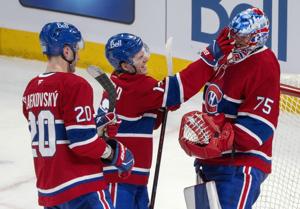 Jakub Dobes stakes claim as Canadiens' No. 1 goalie in win over Hurricanes
