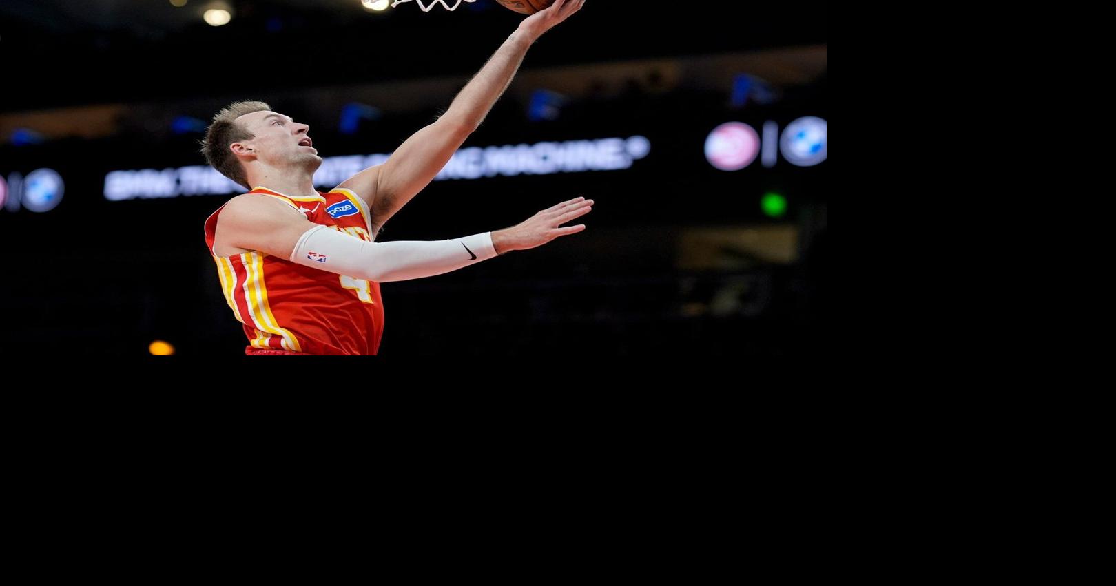 Lakers acquire 3-point shooter Kennard from busy Hawks for point guard Vincent, AP source says