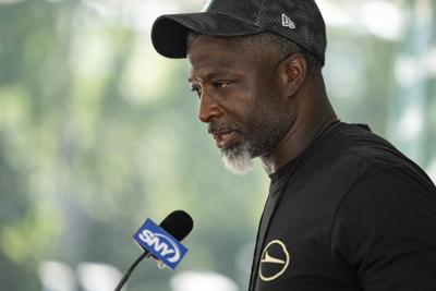 Aaron Glenn gets emotional as the reality of being the Jets' head coach 'hit me pretty hard'