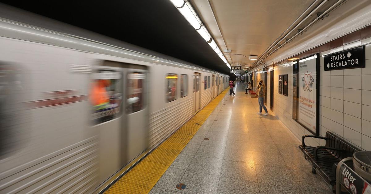 Line 2 subway closure impacts west-end Toronto this weekend for signal ...
