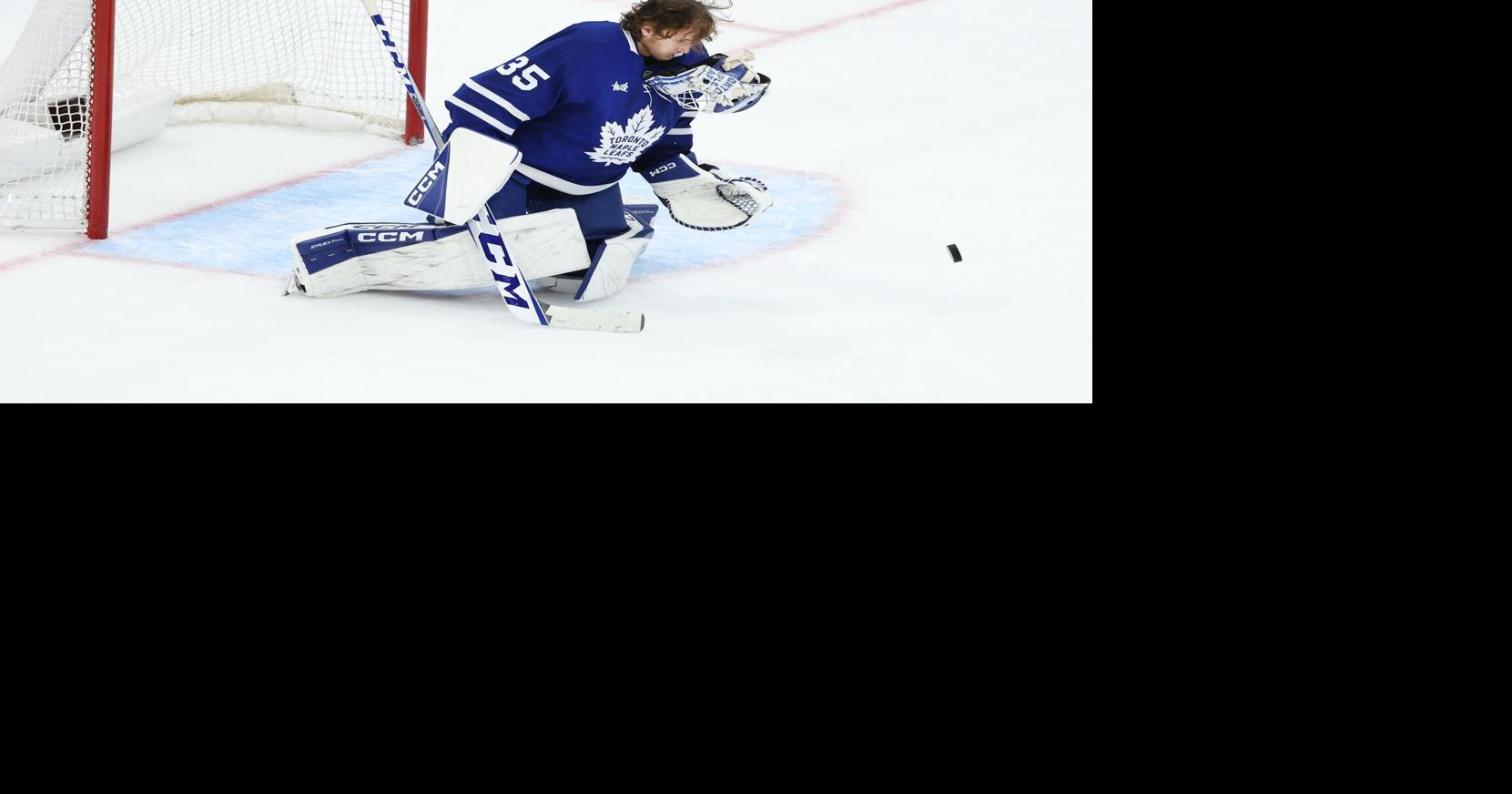 Leafs vs. Bruins: Stolarz is pulled, Minten scores clincher