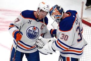 NHL scores: McDavid scores, assists as Oilers beat Bruins 3-1