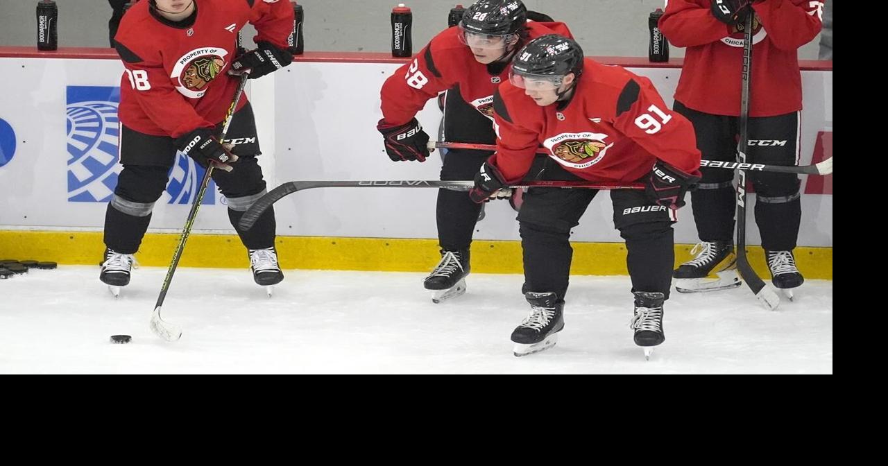 Blackhawks send F Frank Nazar and D Kevin Korchinski to the minors