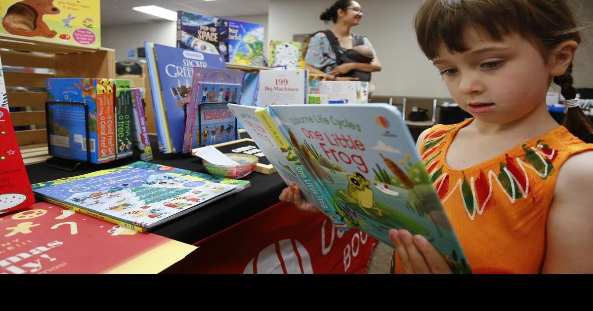 Photos Peterborough craft show benefits local school