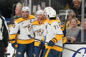 Steven Stamkos scores goal No. 600, Predators win New Year's Eve matinee in Vegas 4-2