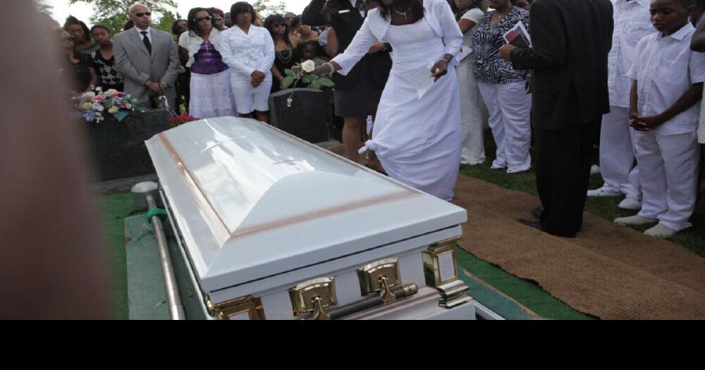 Loss of funeral subsidy sparks donations for Ajax boy’s casket