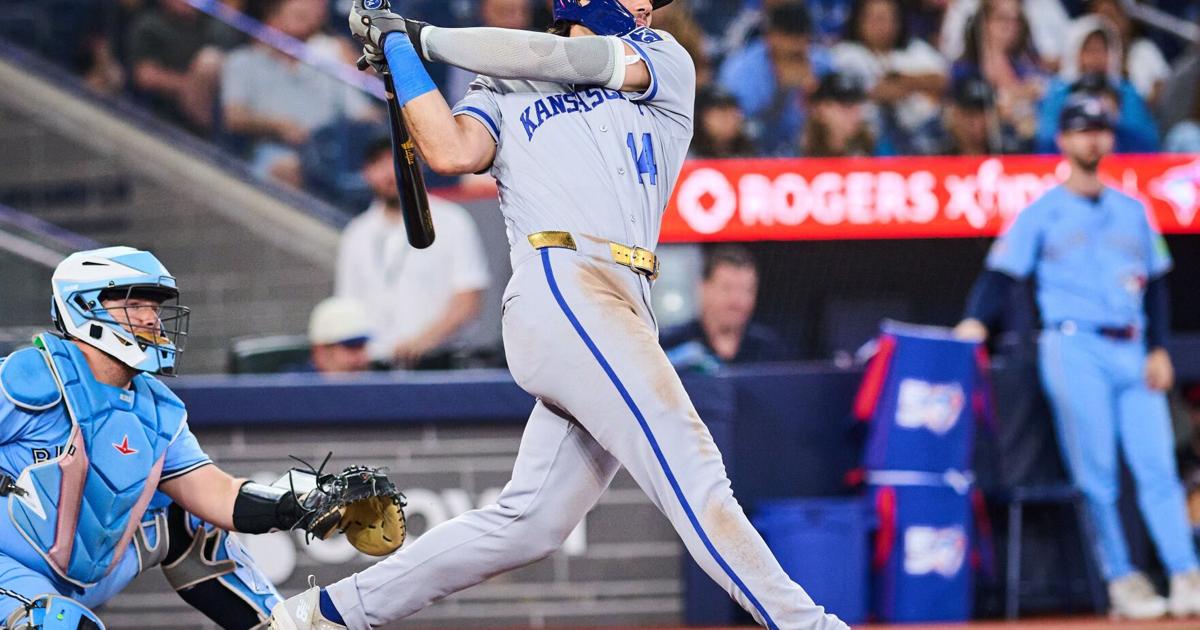 Blue Jays vs. Royals: A night too embarrassing for those keeping score